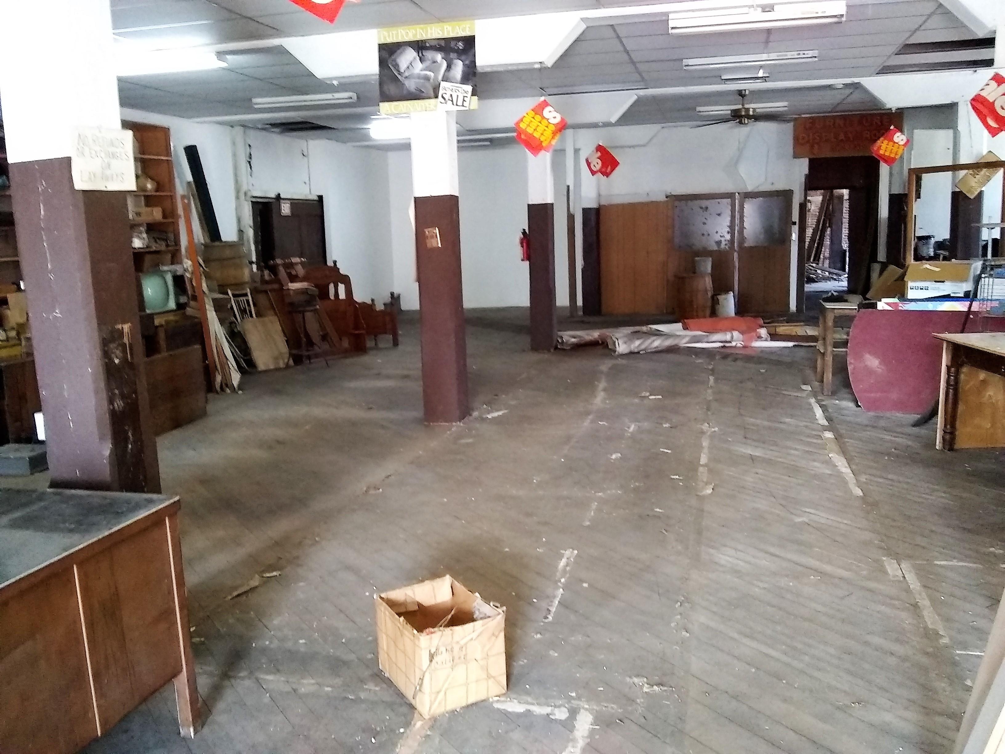 Clean first floor of the Golden Rule before demo