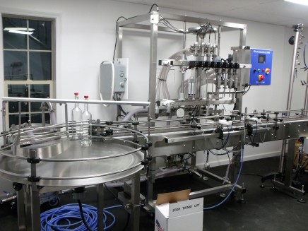Bottling and labeling machine