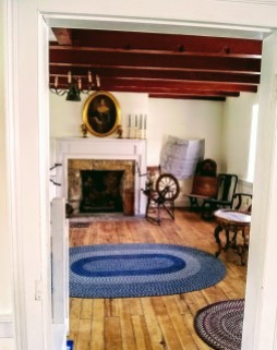 living and kitchen space at the Old Stone House / Travelers Rest